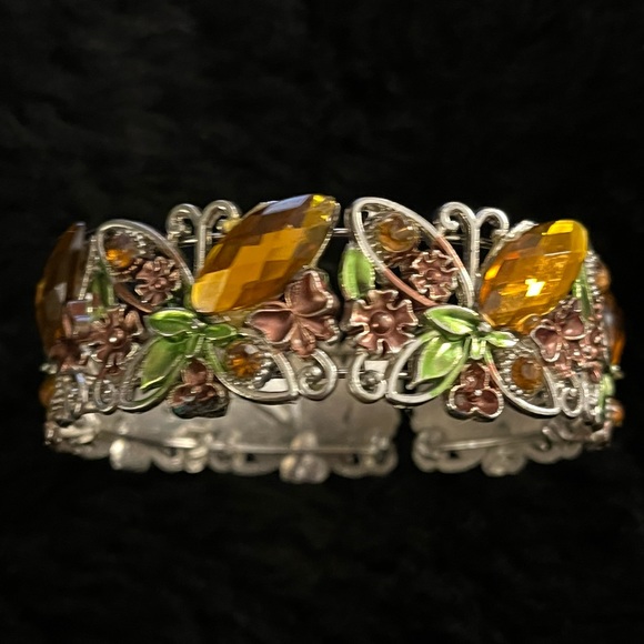 Lovely Colorful Butterfly Open Bracelet - Picture 7 of 16